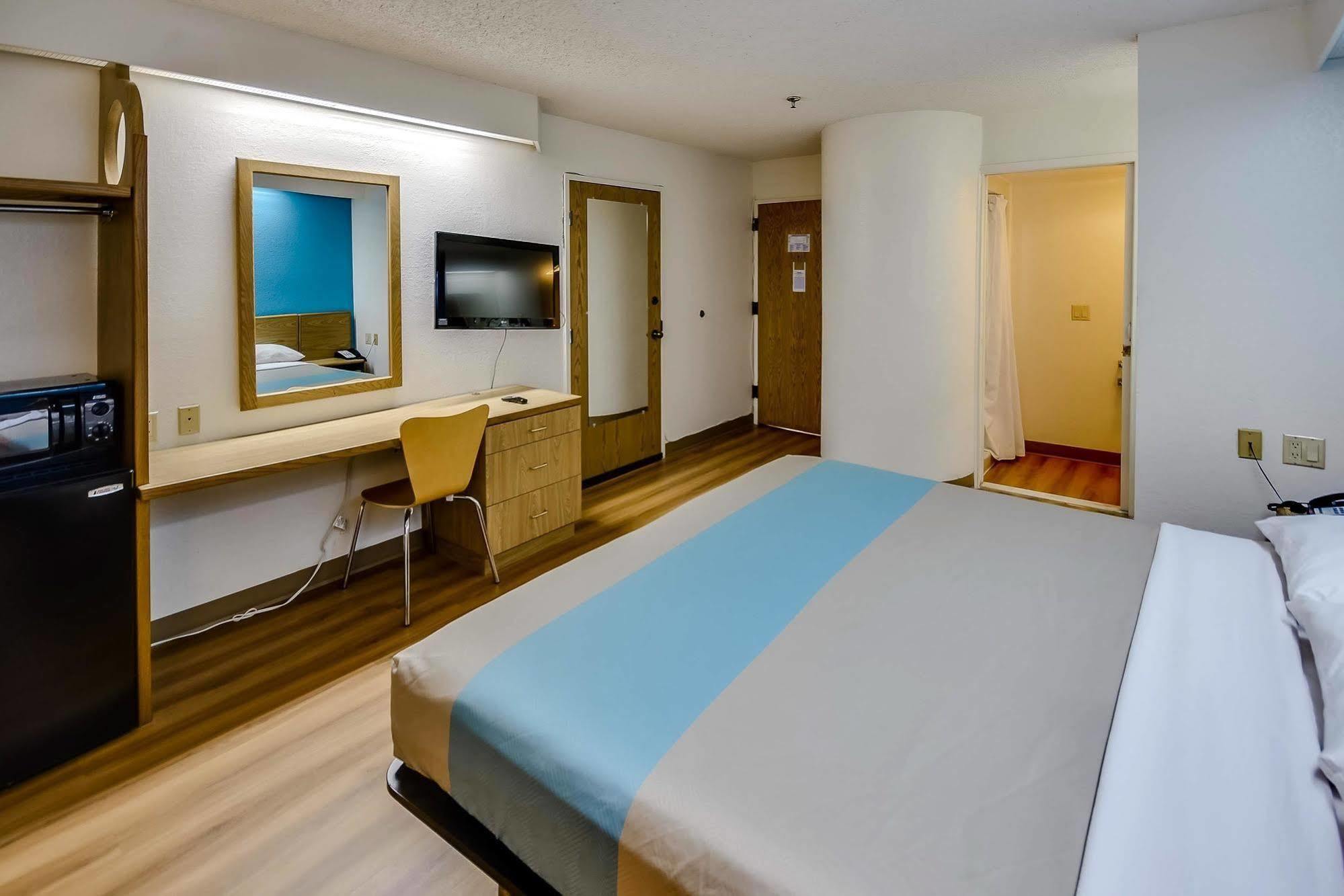 Motel 6-Katy, Tx - Houston Exteriör bild