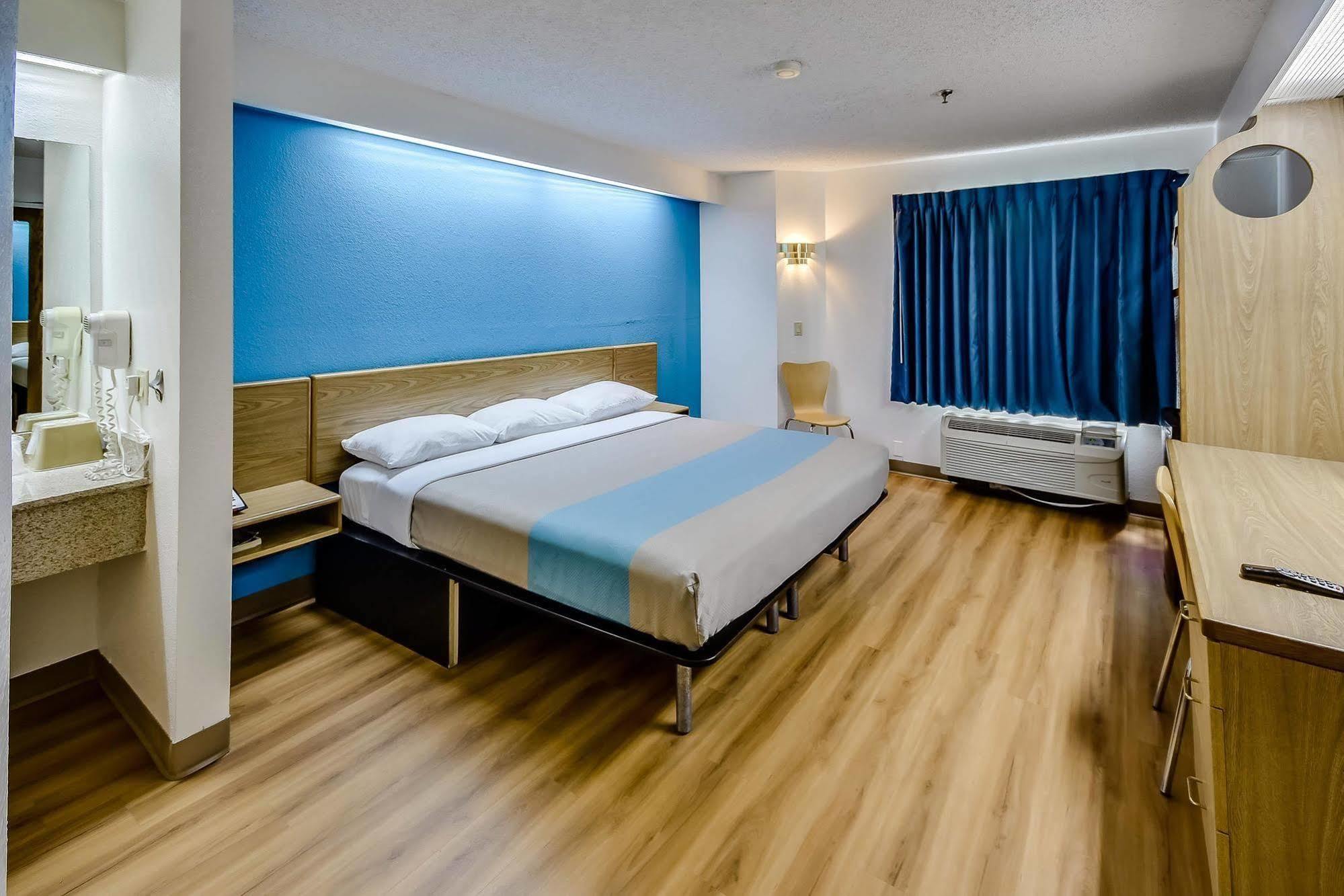 Motel 6-Katy, Tx - Houston Exteriör bild