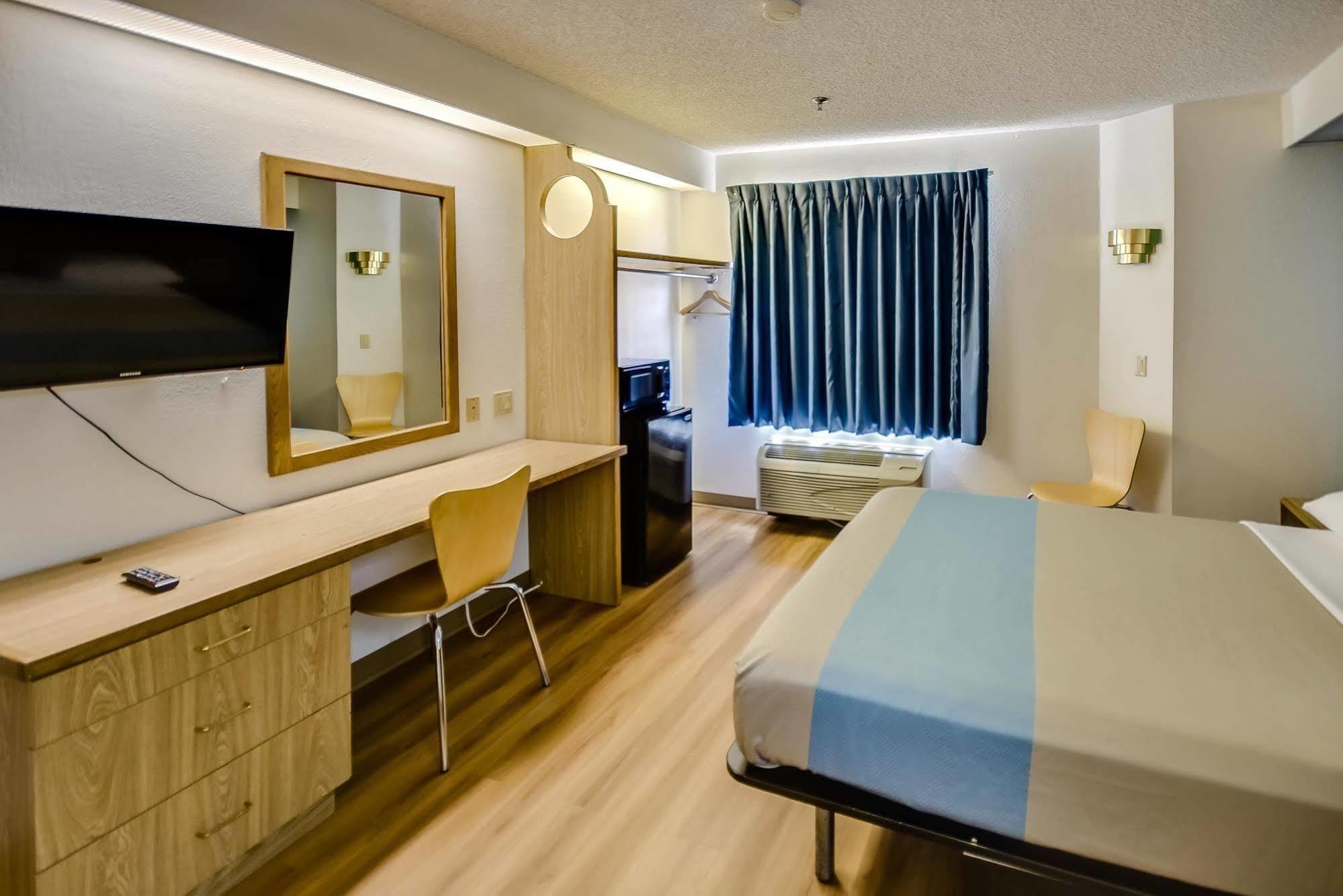 Motel 6-Katy, Tx - Houston Exteriör bild