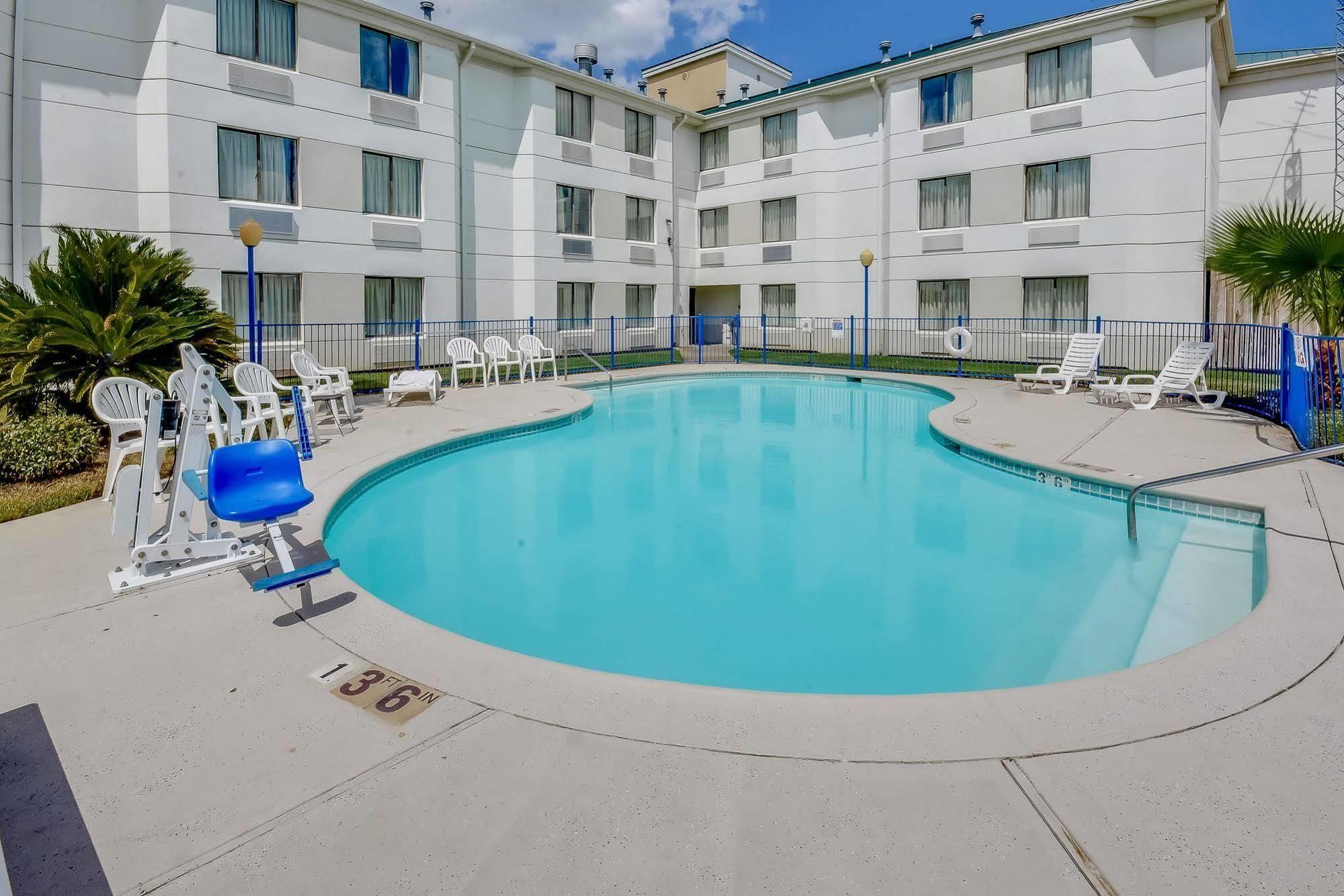 Motel 6-Katy, Tx - Houston Exteriör bild