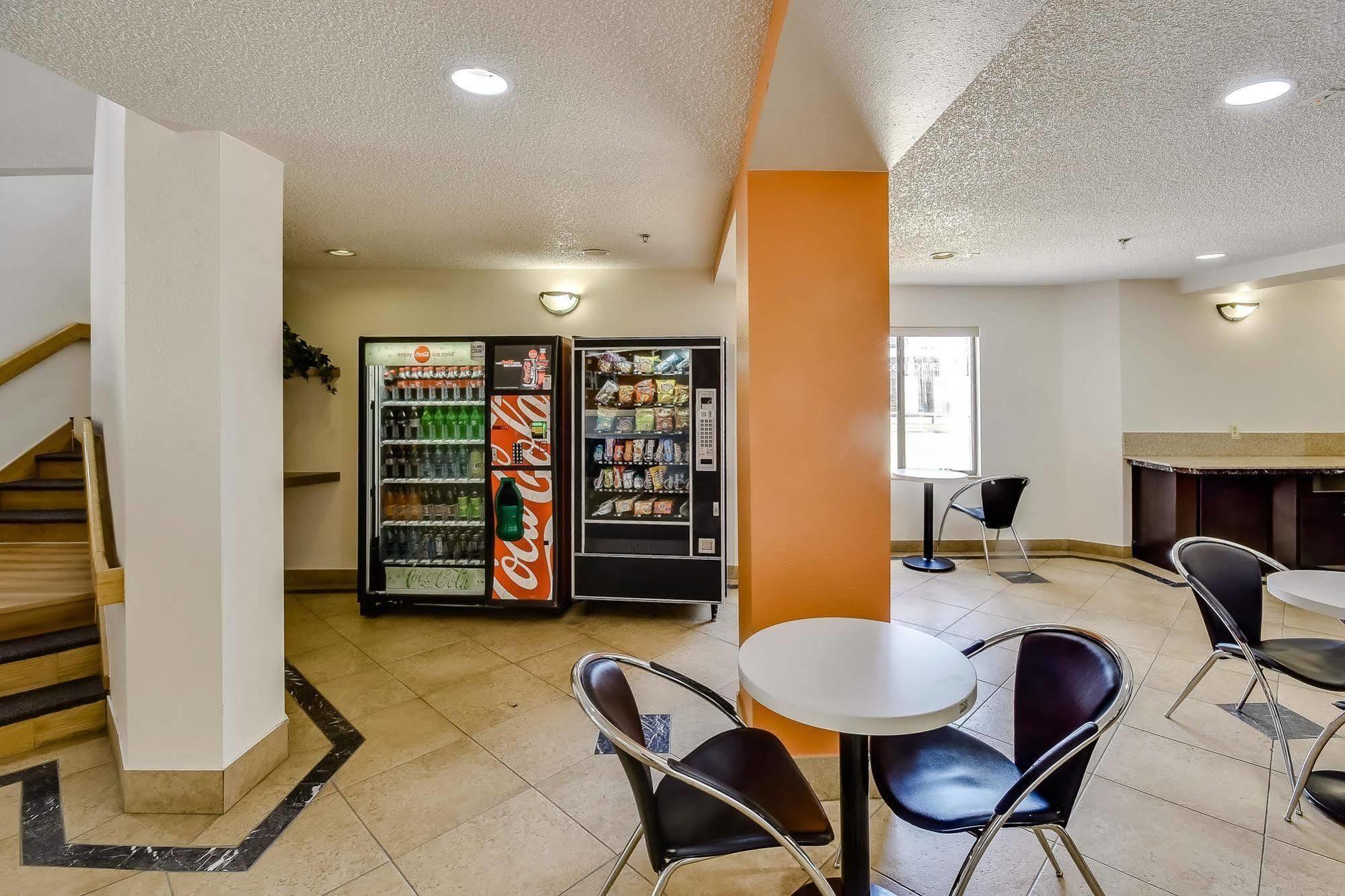 Motel 6-Katy, Tx - Houston Exteriör bild